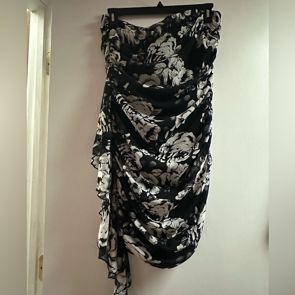 Fashion to Figure black, white and gray party dress with tags still on